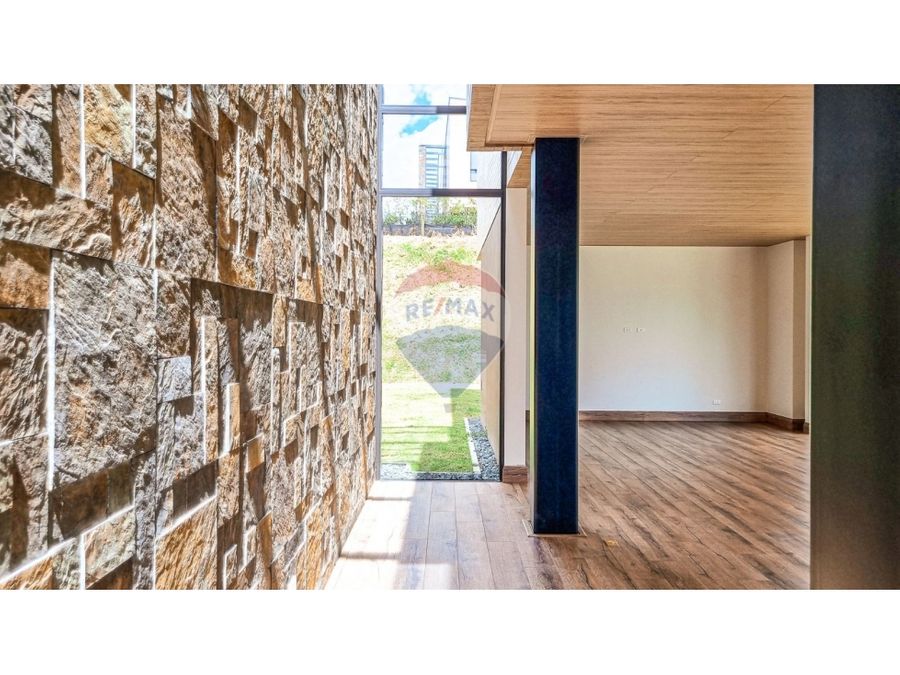 Luxury House for Sale in Alto de Las Palmas, Envigado